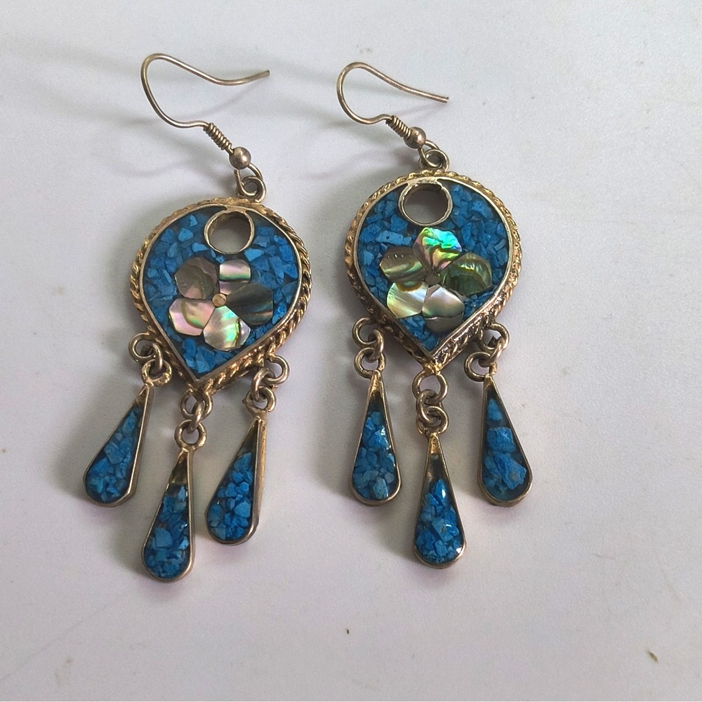 Alpaca Silver Mexican Dangle Earrings Inlaid Crushed Turquoise and Abalone Shell